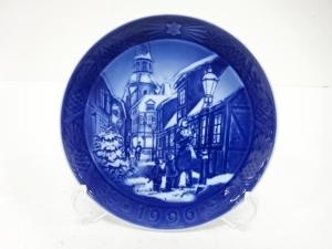 ROYAL COPENHAGEN　ロイヤルコペンハーゲン　街灯をともす頃　イヤープレート(1996年)